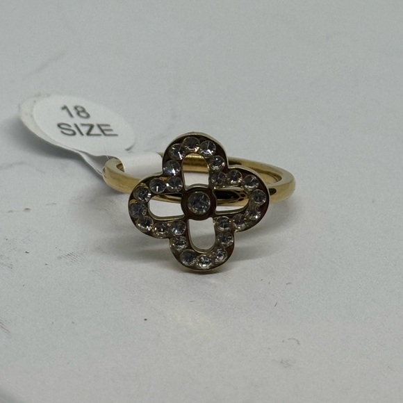 Gold Tone Crystal Rhinestone Clove Stainless Steel Fashion Ring SZ 8 - Picture 2 of 9